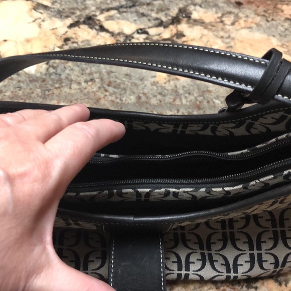 Fossil Signature Canvas Shoulder Bag - Picture 5 of 9